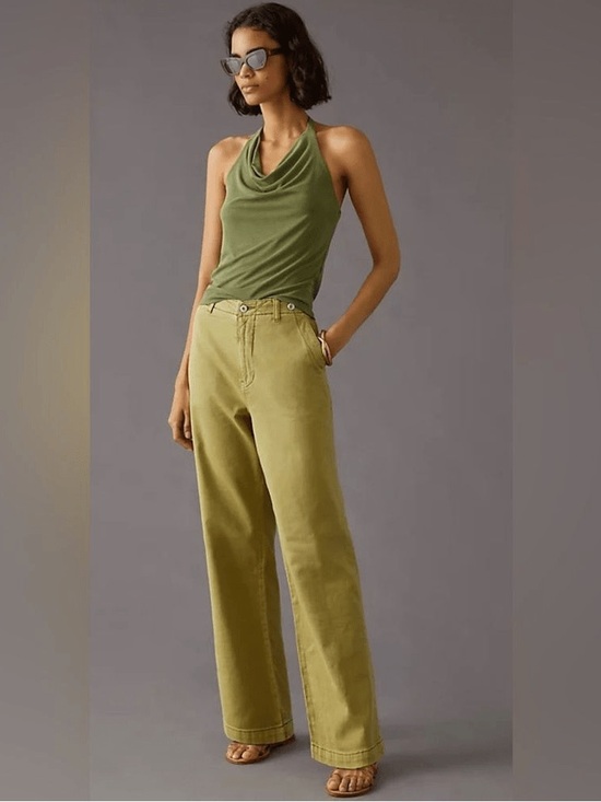 Pilcro Pants - NWT - Anthropologie Pilcro Slouchy Chino Pants in Holly - Size 32